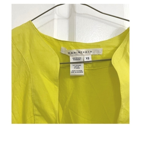 🎈🎈🎈Max Studio Lemon Yellow Top Size XS - Picture 3 of 3